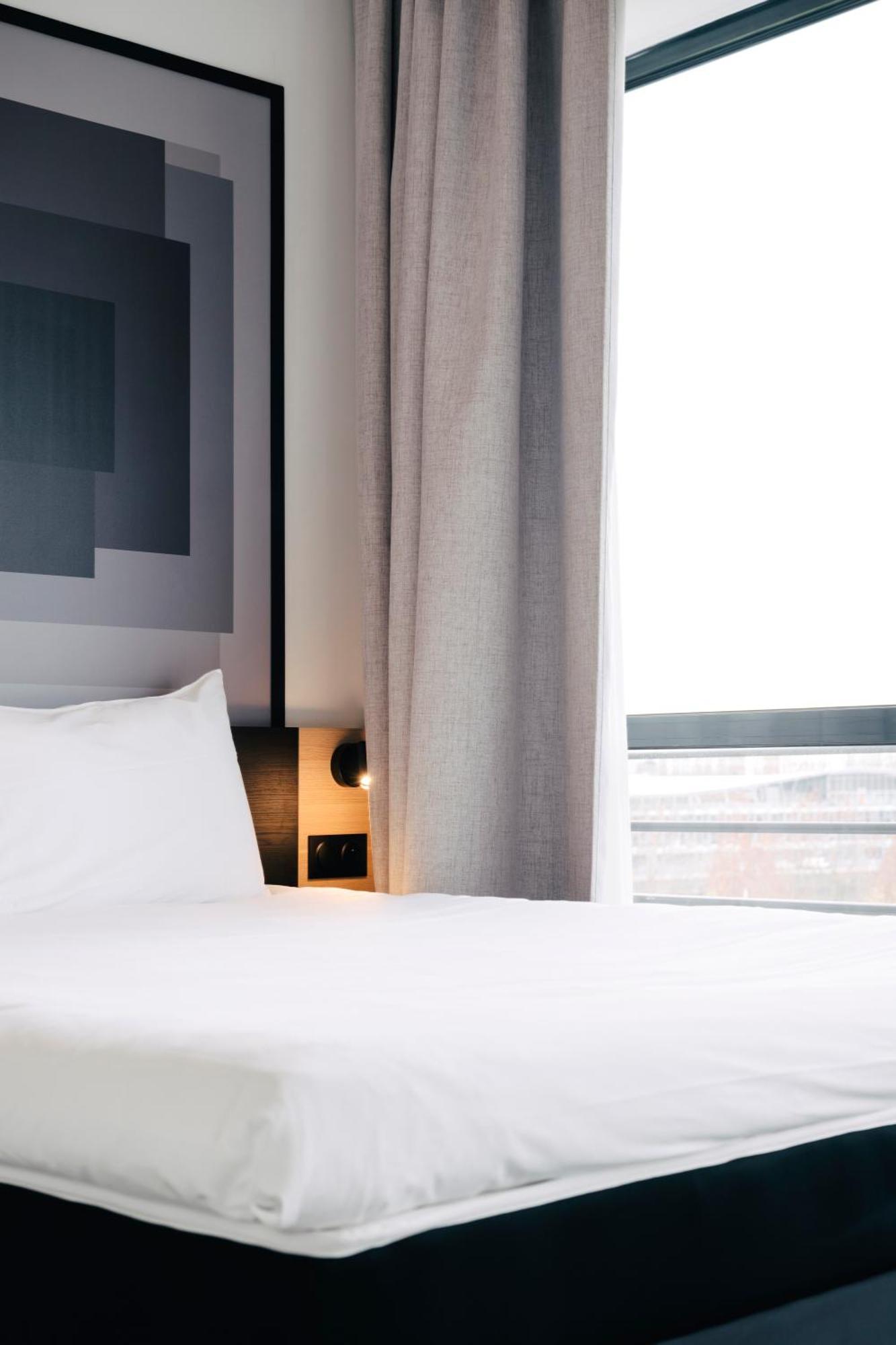 Ibis Rouen Centre Rive Droite Pasteur Hotel ภายนอก รูปภาพ